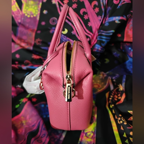 Michael Kors Hyde Sm Satchel - Picture 3 of 10